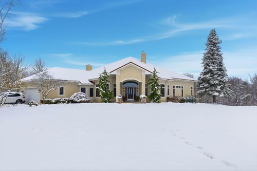 14411 Trenton Rd, Sunbury, OH, 43074-9332 | Card Image