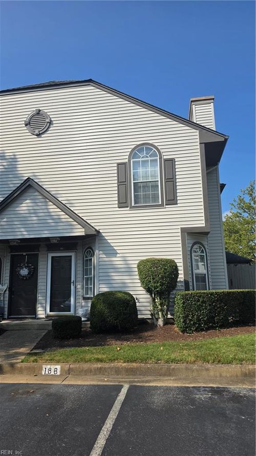 4680 Shallowford Cir, Virginia Beach, VA, 23462-7918 | Card Image