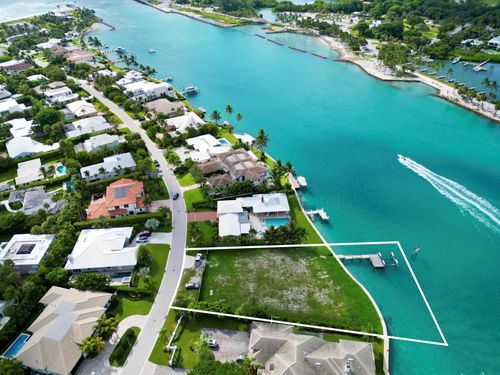 88 Lighthouse Drive, Jupiter Inlet Colony, FL, 33469 | Card Image