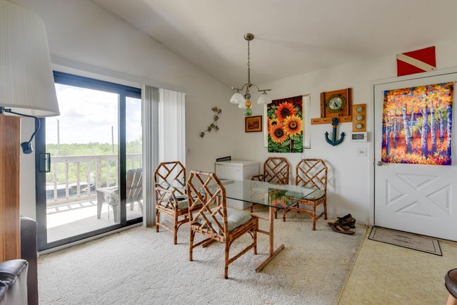 Dining Area | Image 4