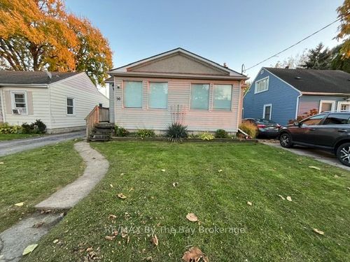 90 Grass Ave, Saint Catharines, ON, L2R1T1 | Card Image