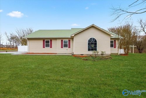 141 Old Silo Rd, Laceys Spring, AL, 35754-6342 | Card Image