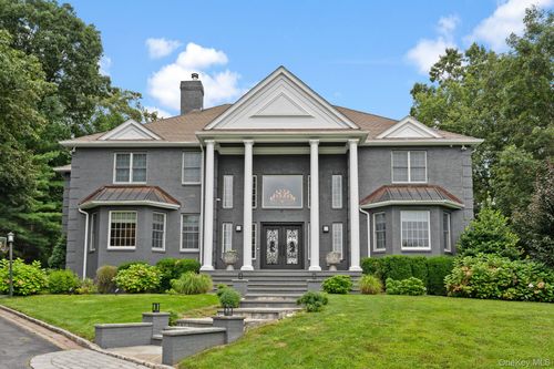20 Stonewall Cir, West Harrison, NY, 10604-1117 | Card Image