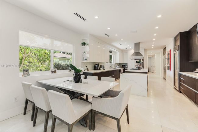 7233 Los Pinos Blvd, House other with 5 bedrooms, 6 bathrooms and null parking in Coral Gables FL | Image 18