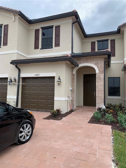 11089-11089 W 34th Ct, Hialeah, FL, 33018-2198 | Card Image