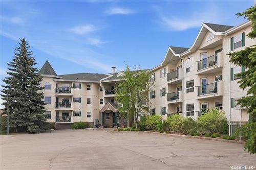 210-1735 Mckercher Drive, Saskatoon, SK, S7H5N6 | Card Image