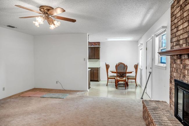 3501 44 Th St, House other with 3 bedrooms, 2 bathrooms and 2 parking in Snyder TX | Image 8