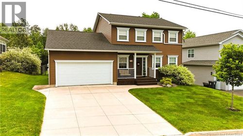 154 Mitchell Wayne Dr, Fredericton, NB, E3G0B8 | Card Image