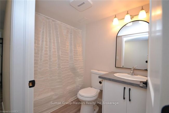 1038 Woodbine Rd, House other with 3 bedrooms, 3 bathrooms and 5 parking in Kingston ON | Image 23