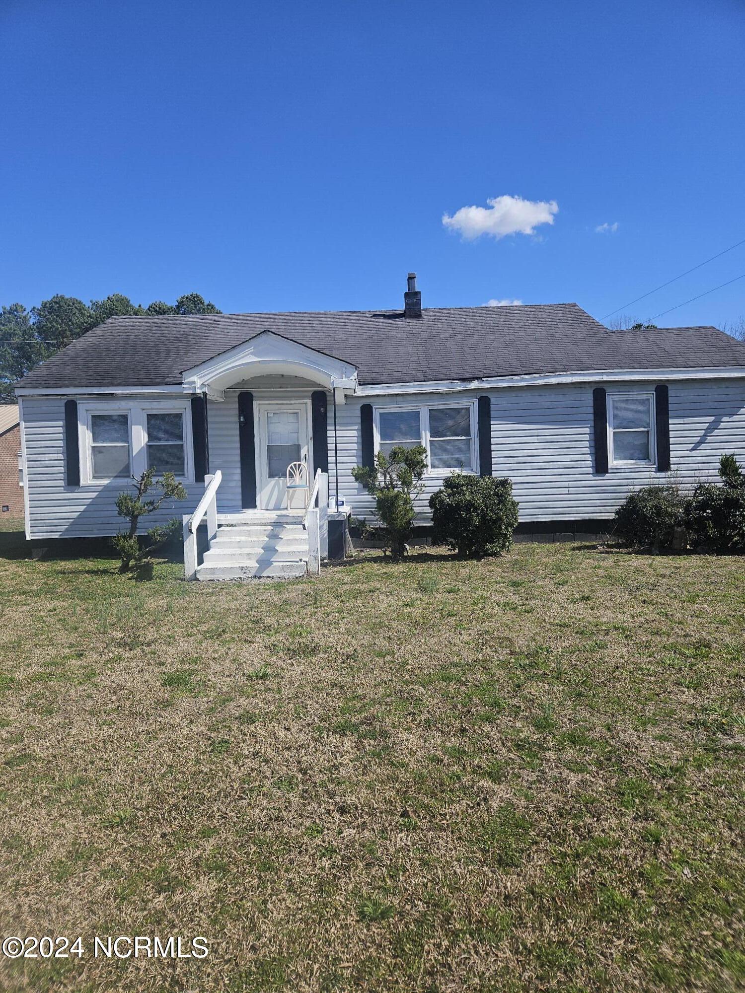 Pope Rd, Rose Hill, NC 28458