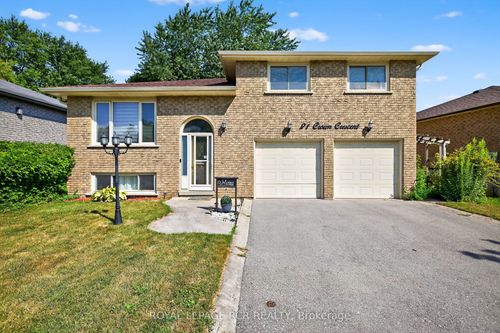 21 Crown Cres, Bradford, ON, L3Z2M7 | Card Image