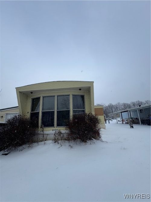 8 Vibernum Dr, Hamburg, NY, 14075-1829 | Card Image