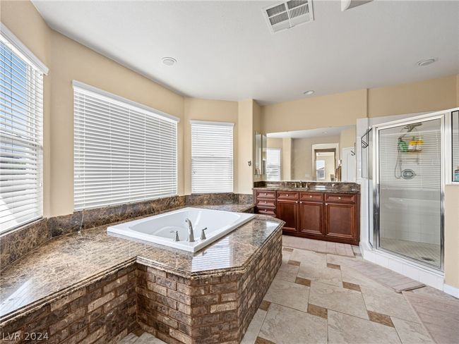 9335 Brownstone Ledge Ave, House other with 4 bedrooms, 3 bathrooms and null parking in Las Vegas NV | Image 41