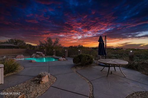 9320 S Avenida Mochuelo, Vail, AZ, 85641-2189 | Card Image