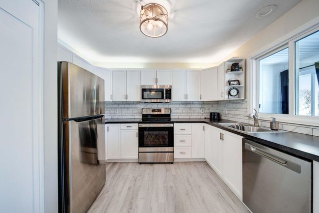 2-1L - 129 Chase Ave, Condo with 2 bedrooms, 2 bathrooms and null parking in Russells Point OH | Image 9