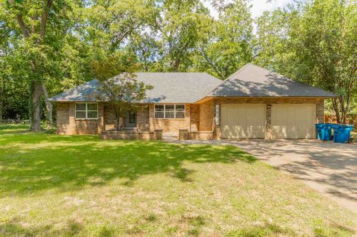 1902 N Glenwood Dr, Stillwater, OK, 74075-3718 | Card Image