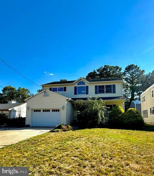 195 S South Lakeshore Drive, MANAHAWKIN, NJ, 08050 | Card Image