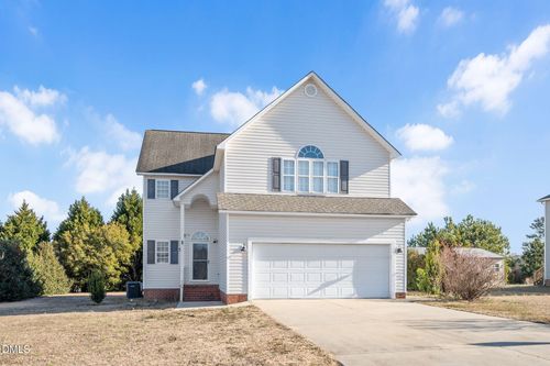 70 Meadow Hills Dr, Four Oaks, NC, 27524-7982 | Card Image