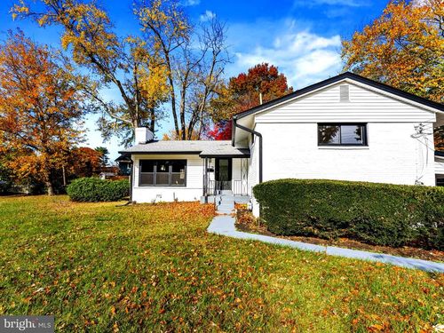 4722 Bristow Dr, ANNANDALE, VA, 22003-5452 | Card Image