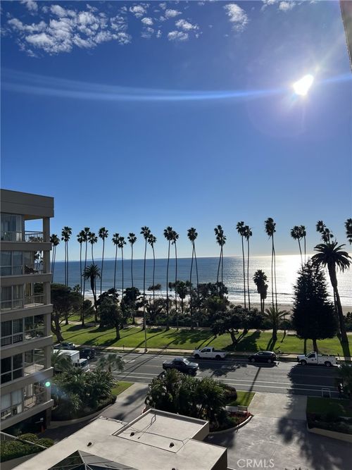706n-515 Ocean Ave, Santa Monica, CA, 90402-2665 | Card Image