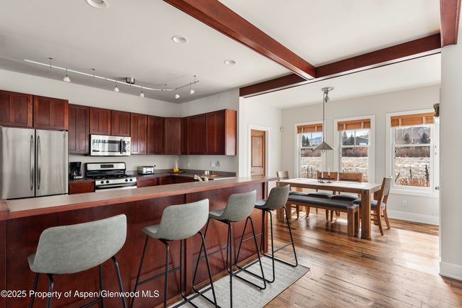 314 Sopris Cir, House other with 3 bedrooms, 3 bathrooms and 2 parking in Basalt CO | Image 7