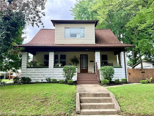 403 E Front St, Dover, OH, 44622-1885 | Card Image