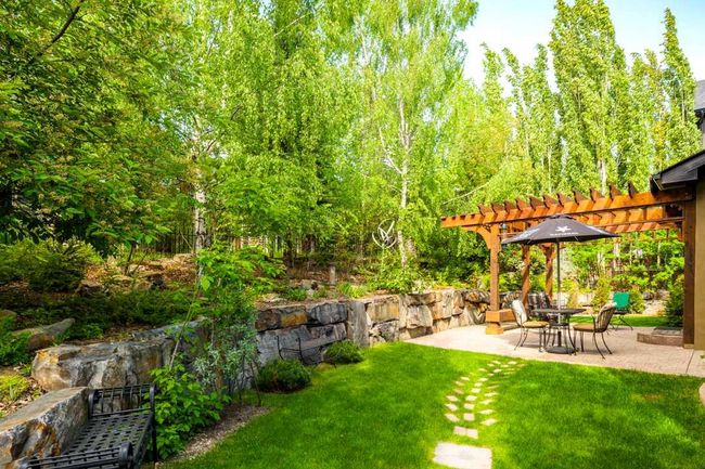 10 Spring Valley Pl Sw, House other with 5 bedrooms, 5 bathrooms and 6 parking in Calgary AB | Image 48