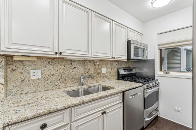 B - 1443 Wrightwood Ave, Condo with 2 bedrooms, 3 bathrooms and 1 parking in Chicago IL | Image 10