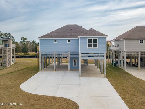 1324 Enos St, Diamondhead, MS, 39525-3002 | Card Image