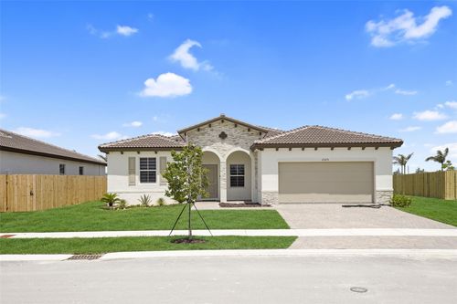 2325 Se 29th Dr, Homestead, FL, 33035-2022 | Card Image