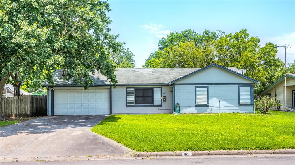 19th Ave, Texas City, TX 77590