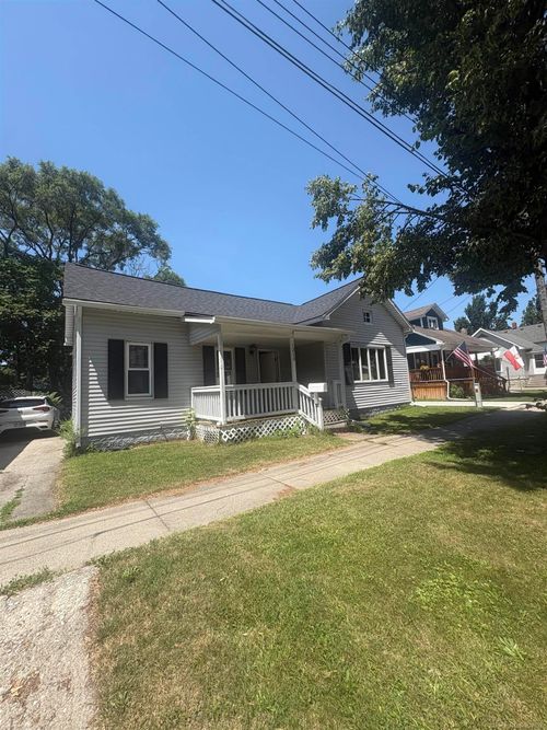 1210 S Monroe Street, Bay City, MI, 48708 | Card Image