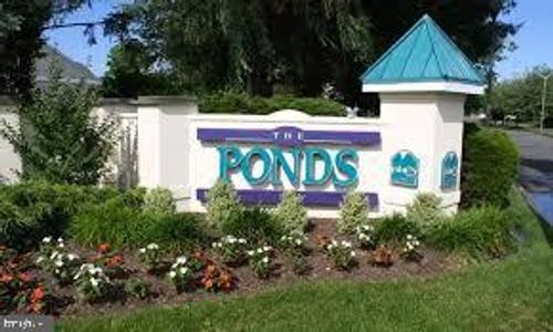 304 Waxwing Dr, MONROE TOWNSHIP, NJ, 08831-5528 | Card Image