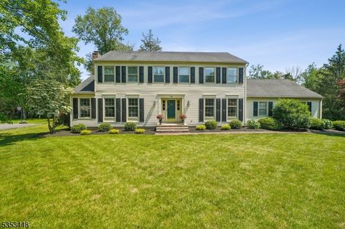 65 Berkeley Cir, Basking Ridge, NJ, 07920-2008 | Card Image