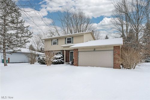 9013 Birchwood Drive, Twinsburg, OH, 44087 | Card Image