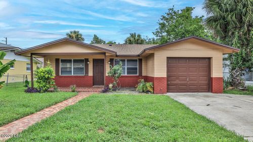 347 Pleasant St, Daytona Beach, FL, 32114-3009 | Card Image