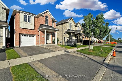 35 Lloydminster Ave, Ajax, ON, L1Z0N8 | Card Image
