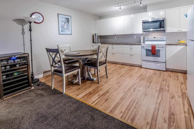 10553 248 St, House other with 5 bedrooms, 4 bathrooms and 4 parking in Maple Ridge BC | Image 21
