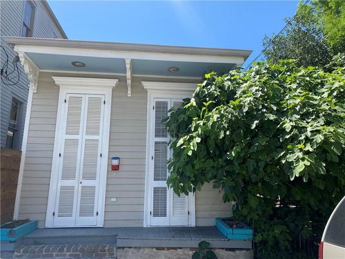 1114 Erato St, New Orleans, LA, 70130-4216 | Card Image