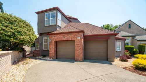 15 Wedgewood Ct, Petaluma, CA, 94954-5888 | Card Image
