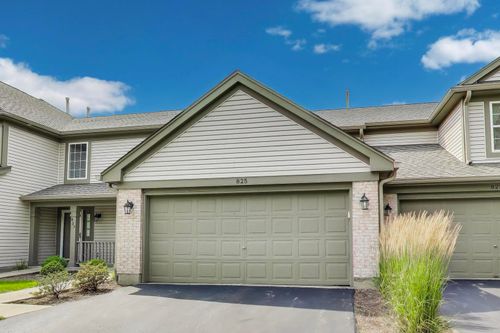 825 Blue Spruce Ct, Lindenhurst, IL, 60046-4912 | Card Image