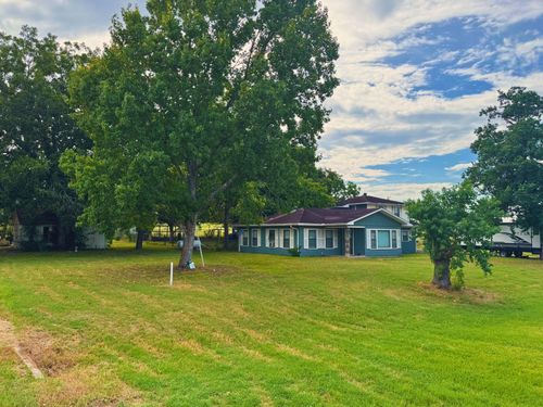 8081 Ernst Pkwy, Industry, TX, 78944-5086 | Card Image