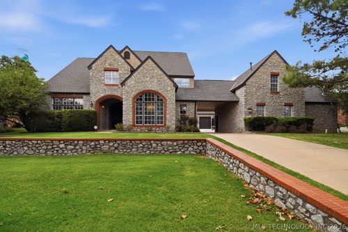 4809 Oak Leaf Dr, Tulsa, OK, 74132-2129 | Card Image