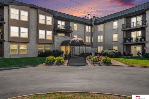apt-371a-12727 W Dodge Rd, Omaha, NE, 68154-2115 | Card Image