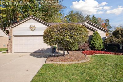 38450 Warren Road, Home with 3 bedrooms, 2 bathrooms and null parking in Westland MI | Image 1