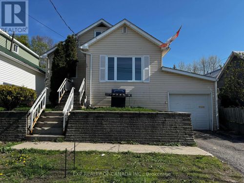 13 Premier Ave W, Kirkland Lake, ON, P2N2S5 | Card Image