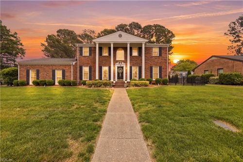 3800 Shoreline Dr, Portsmouth, VA, 23703-4038 | Card Image