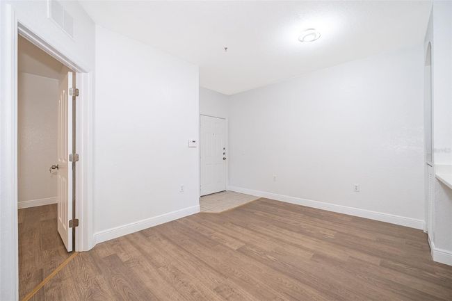 UNIT-102 - 6141 Metrowest Blvd, Condo with 4 bedrooms, 2 bathrooms and null parking in ORLANDO FL | Image 17