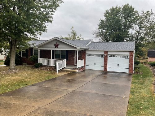 214 Old Meadow Dr, Greensburg, PA, 15601-4724 | Card Image