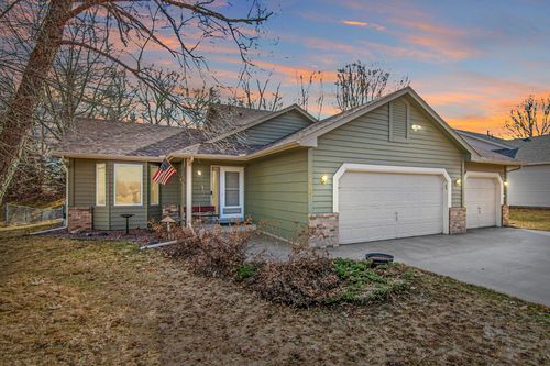 7109 Upper 36th St N, Oakdale, MN, 55128-3344 | Card Image